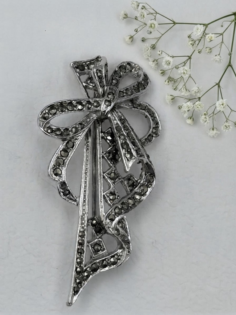 Vintage Marcasite Bow Ribbon Brooch Silver Tone Ornate Cutout Pin